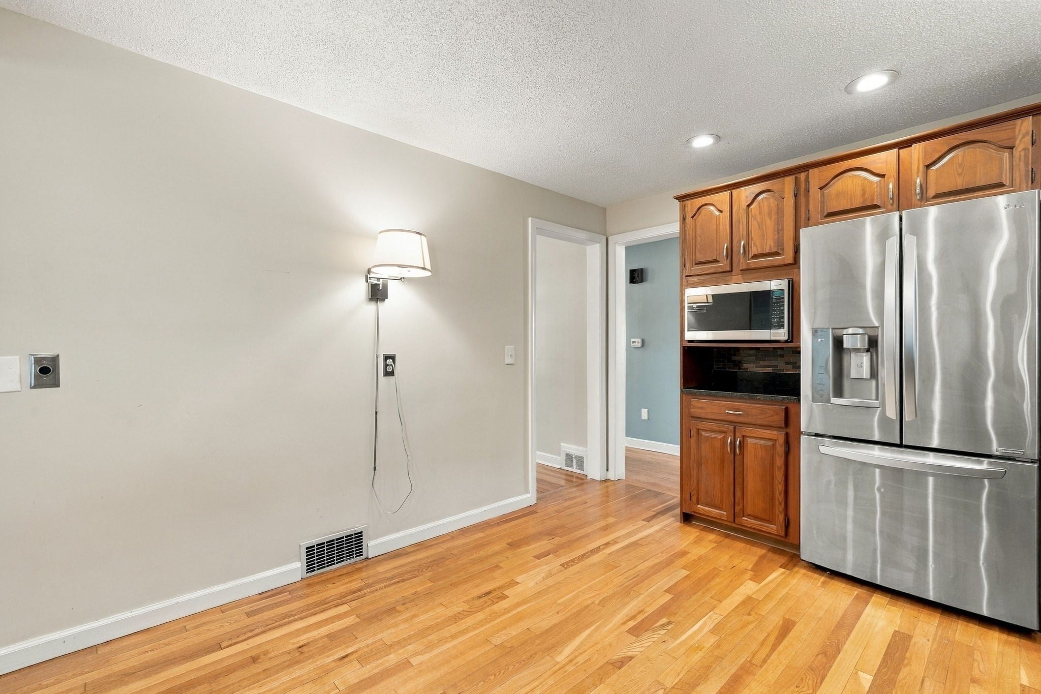 52 Dorwin Dr, West Springfield, MA, 52 Dorwin Dr, West Springfield, MA Photo #8
