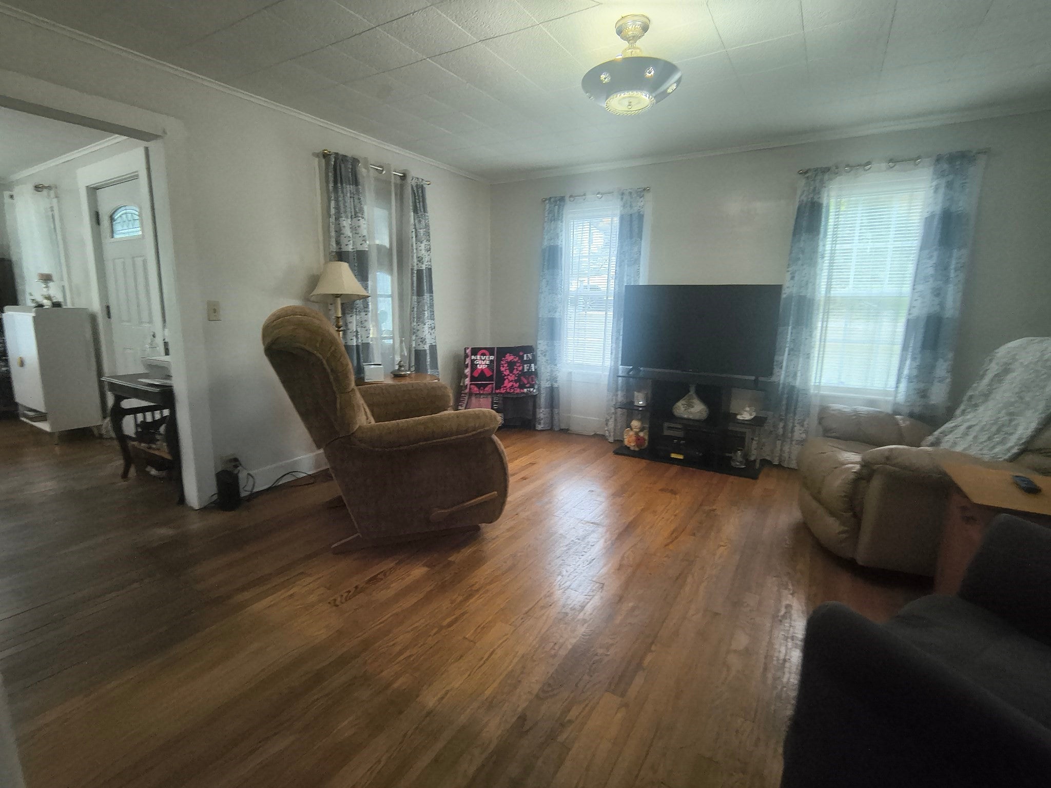 1 William St, Chester, MA, 1 William St, Chester, MA Photo #10