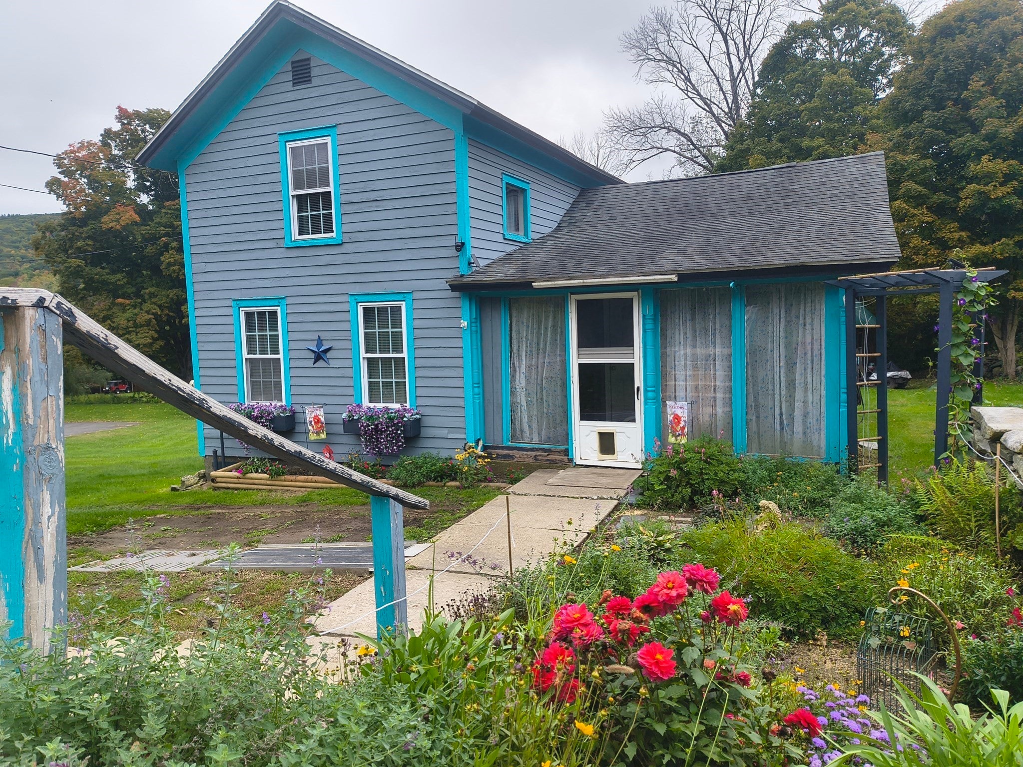 1 William St, Chester, MA, 1 William St, Chester, MA Photo #2