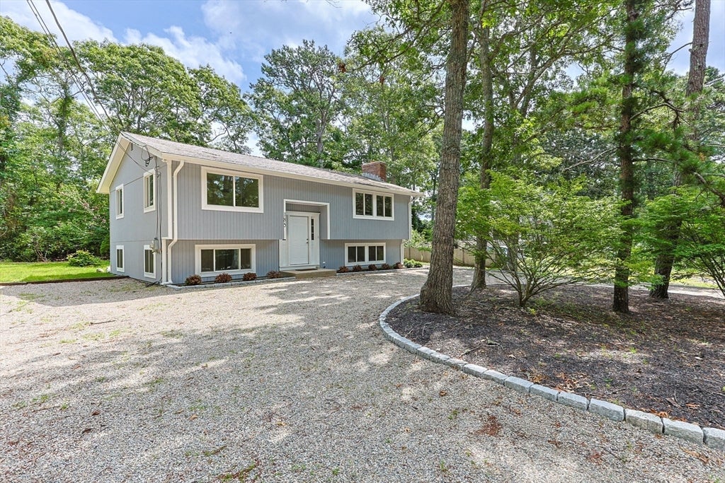 185 Wheeler Road, Mashpee, MA, 185 Wheeler Road, Mashpee, MA Photo #2