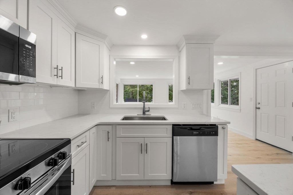 185 Wheeler Road, Mashpee, MA, 185 Wheeler Road, Mashpee, MA Photo #9