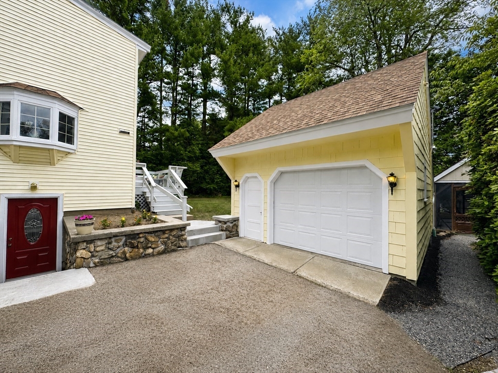 32 Crestview Drive