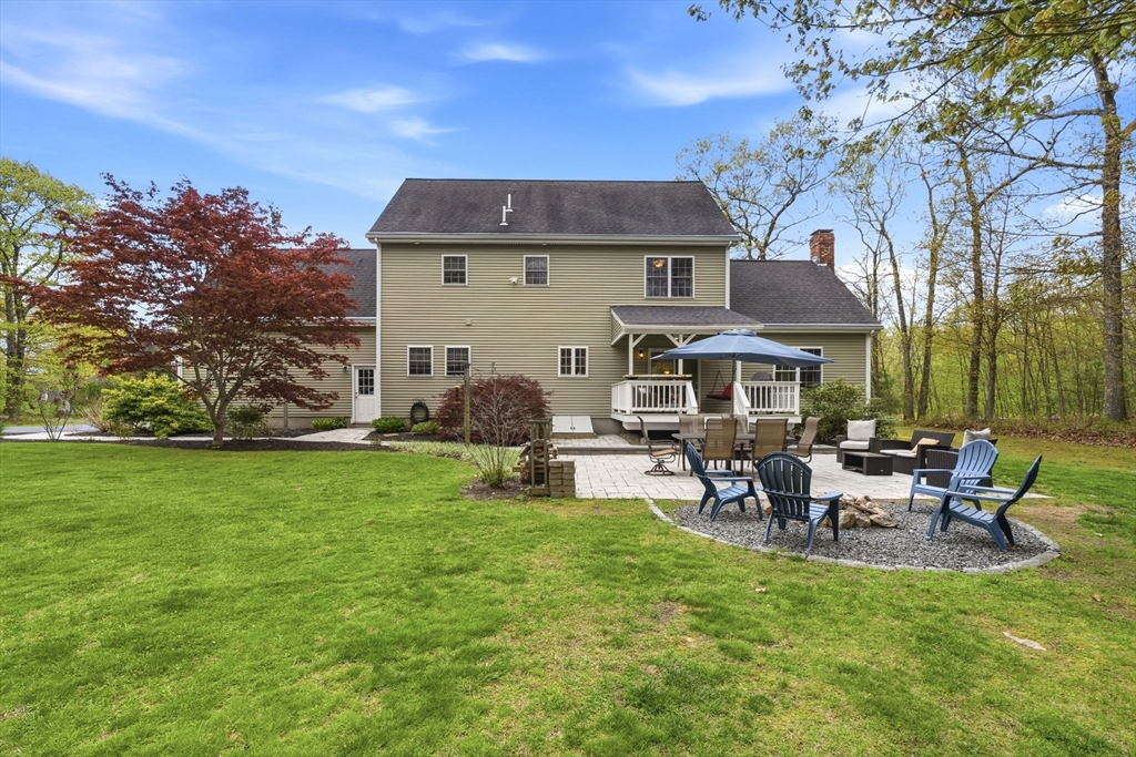 76 Old Farm Rd