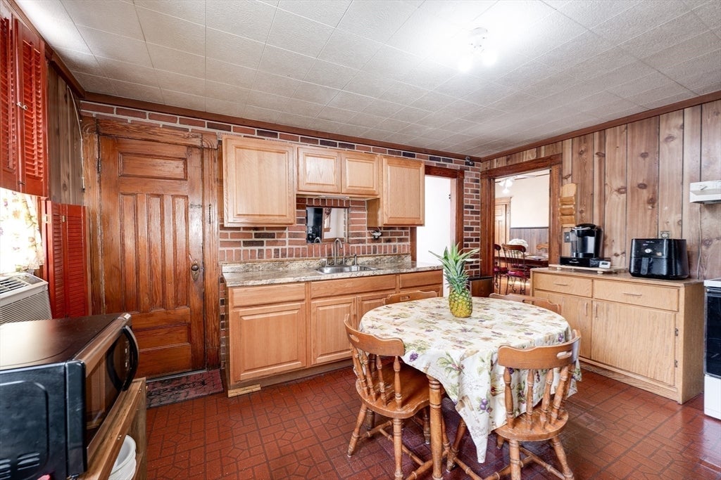 95 Grand St, Springfield, MA, 95 Grand St, Springfield, MA Photo #8