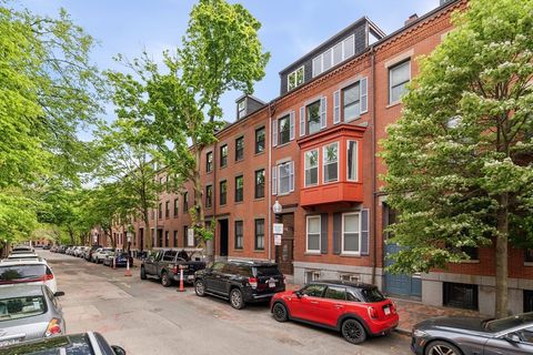 Photo of 36 Hanson St, Boston, MA 02118 (MLS # 73533879)