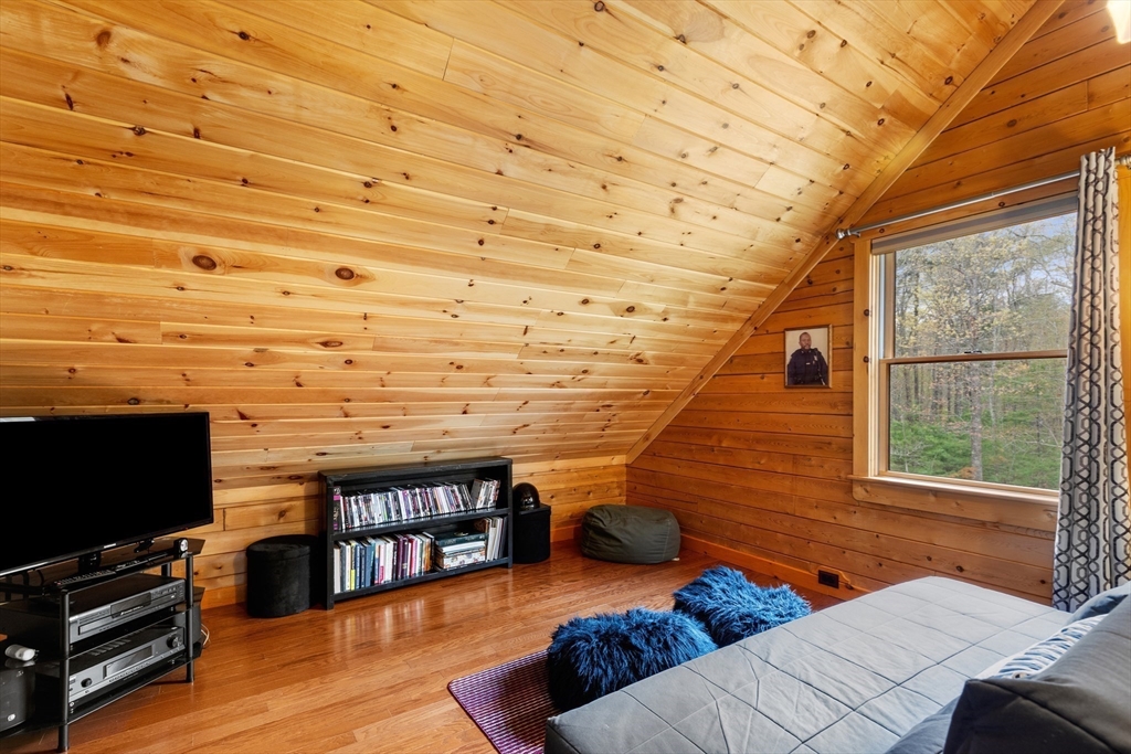 81 S Meadow Rd, Carver, MA Photo #38