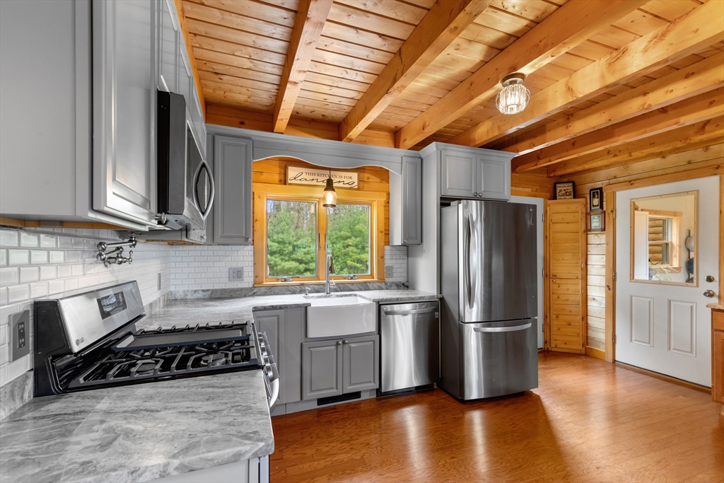 81 S Meadow Rd, Carver, MA Photo #19