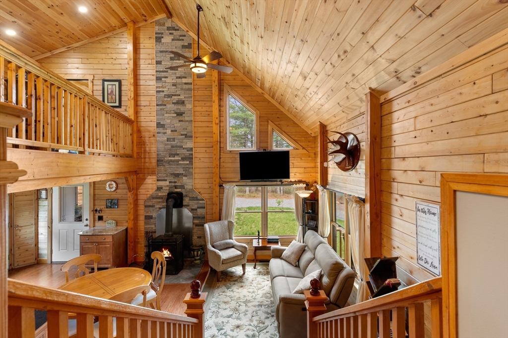 81 S Meadow Rd, Carver, MA Photo #31