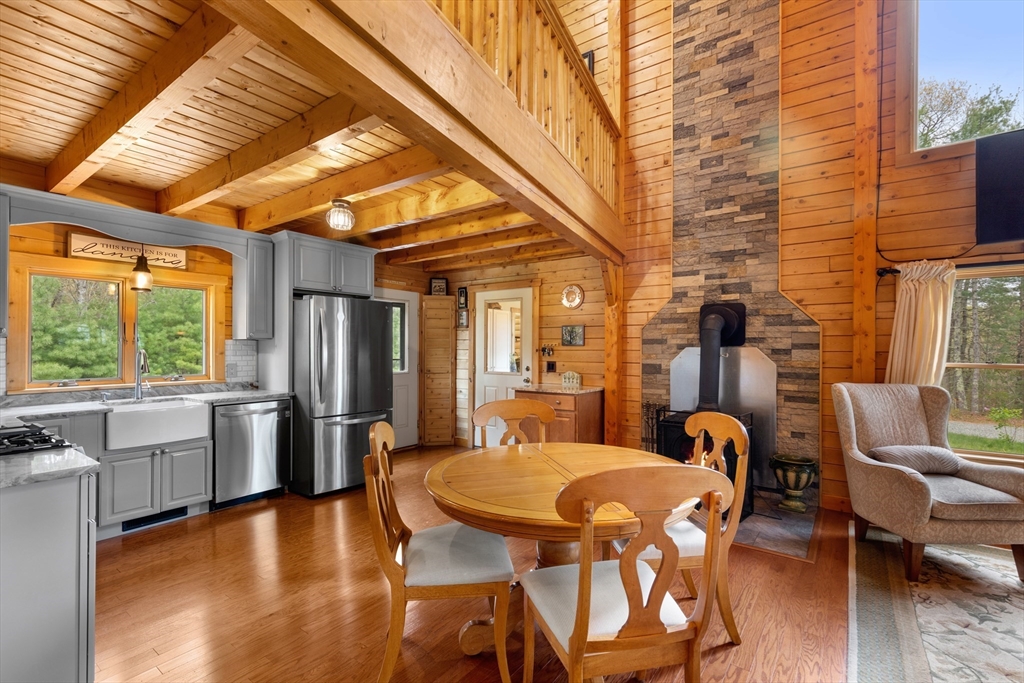 81 S Meadow Rd, Carver, MA Photo #20