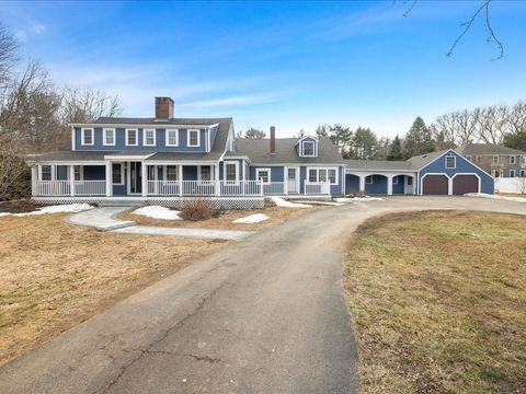 Photo of 555 Webster St, Marshfield, MA 02050 (MLS # 73492440)