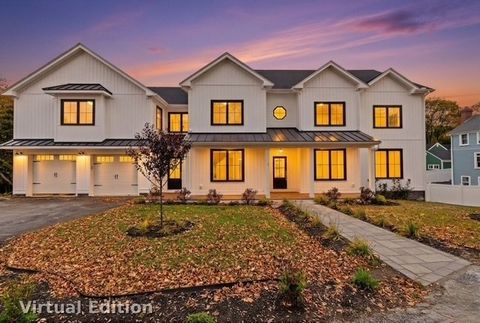 7 Lewis Ct Hingham MA 02043