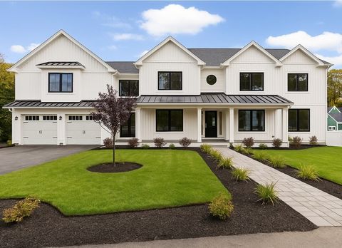 7 Lewis Ct Hingham MA 02043