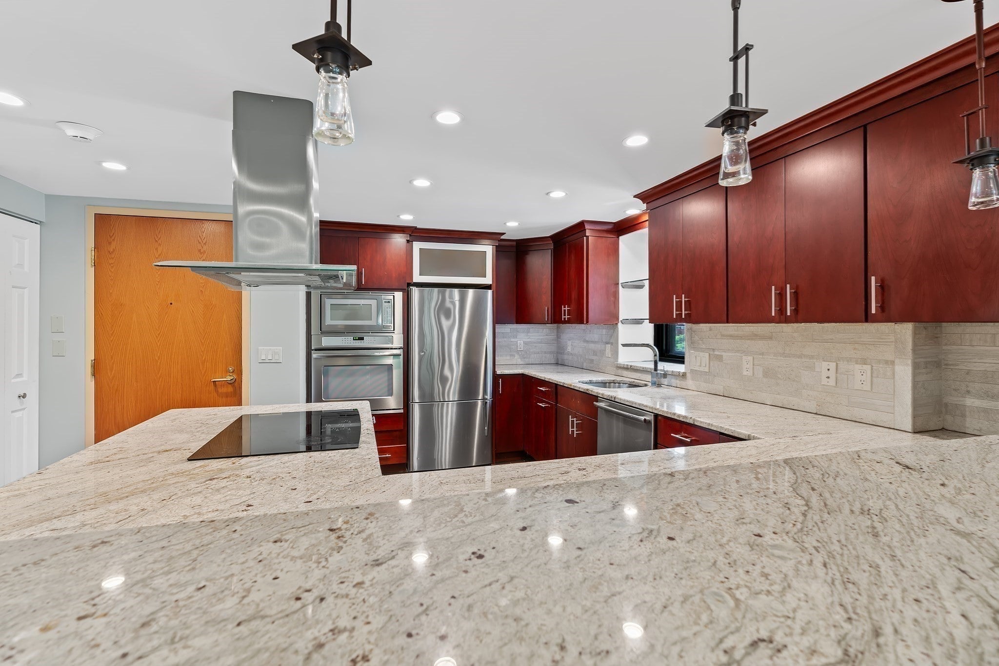 100 Ledgewood Dr 319