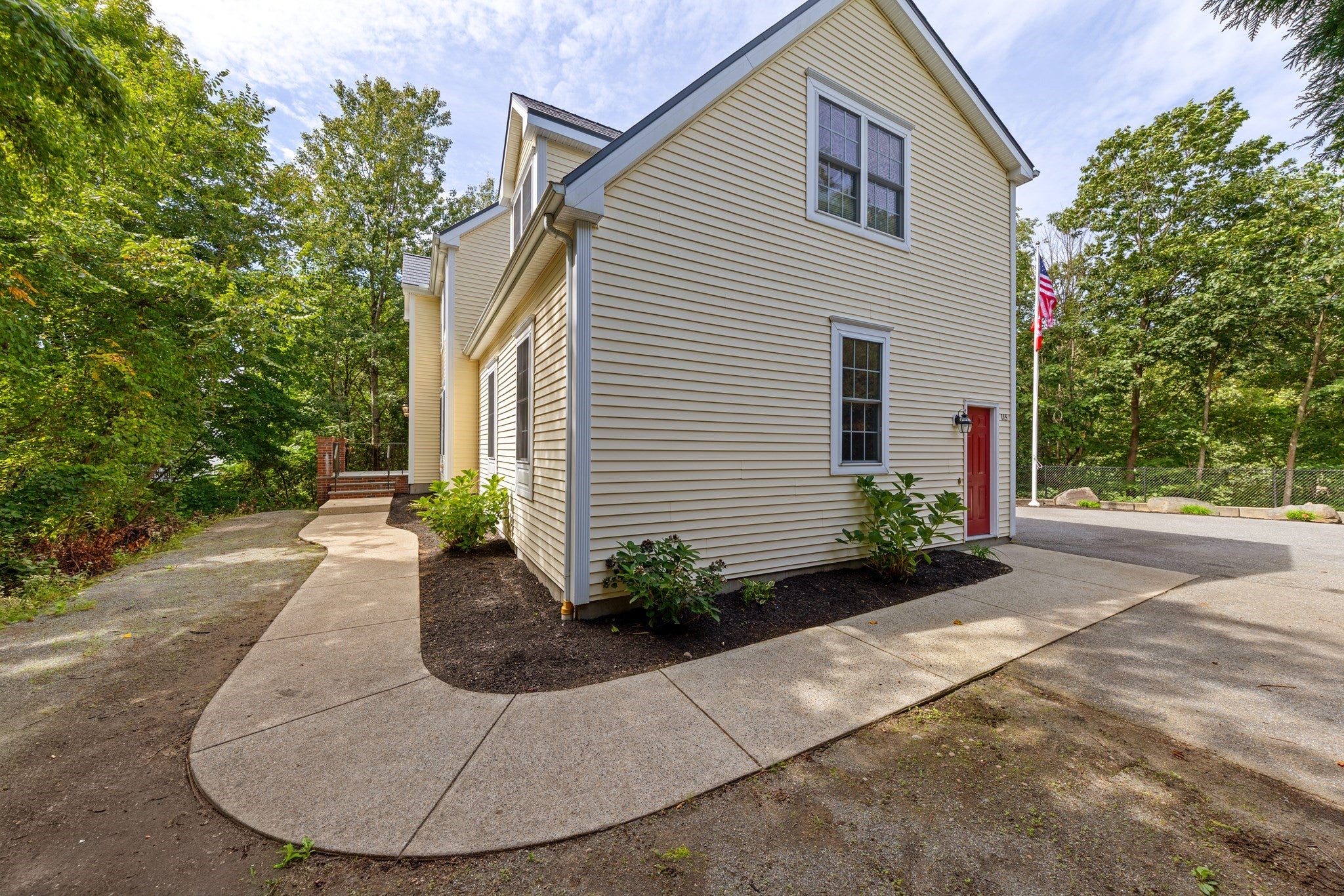 115 Cathedral Drive, Attleboro, MA Photo #36