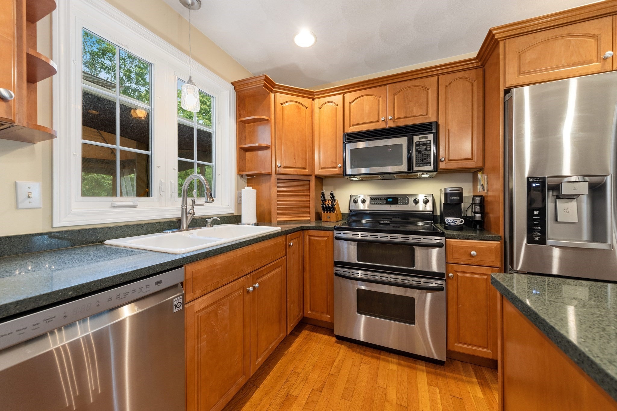 115 Cathedral Drive, Attleboro, MA Photo #6