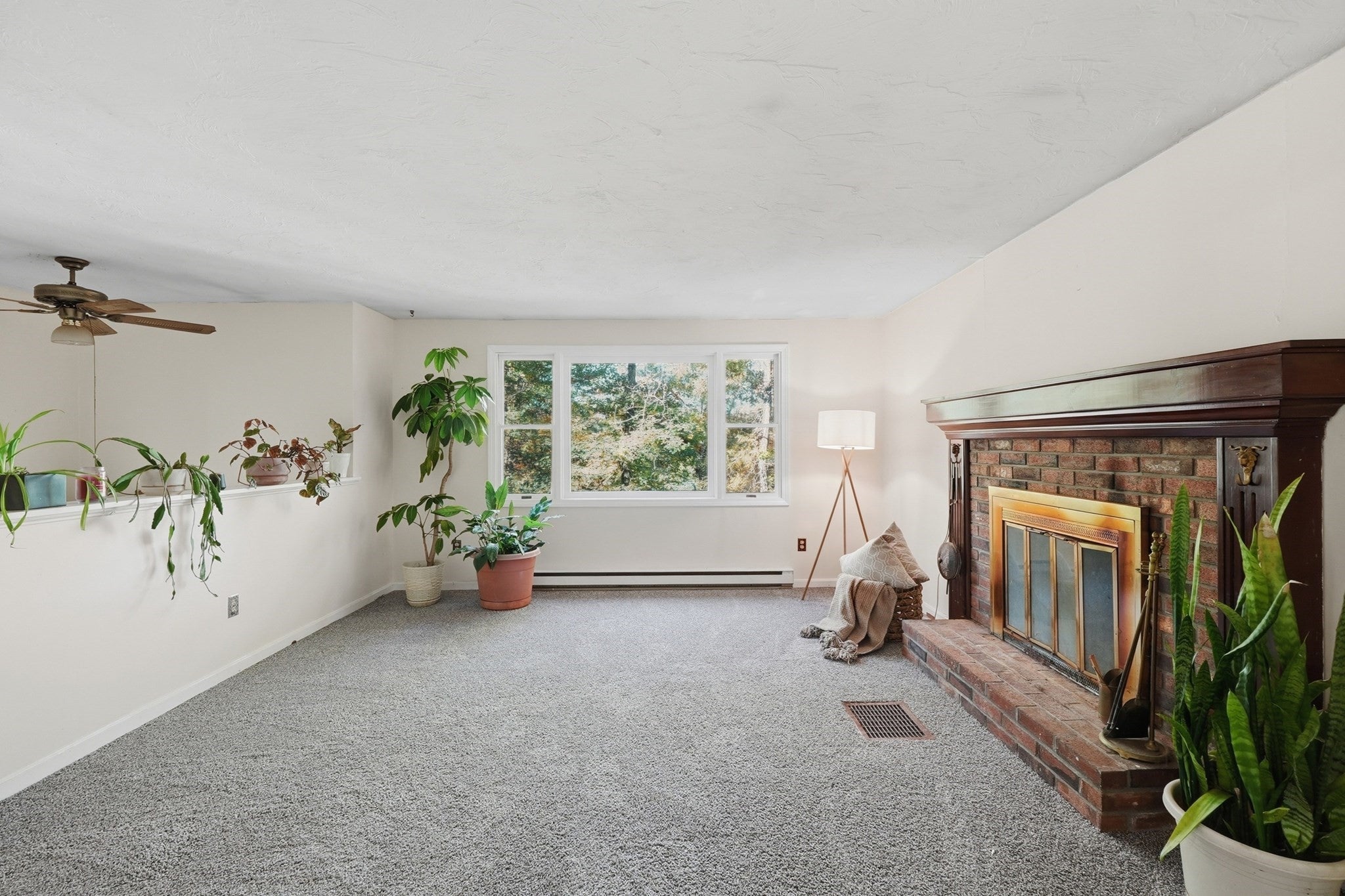 34 Vinton Rd, Holland, MA, 34 Vinton Rd, Holland, MA Photo #10