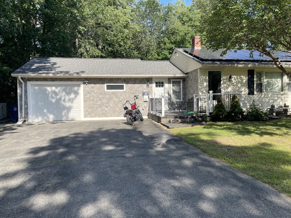 33 Greenwich Ave
