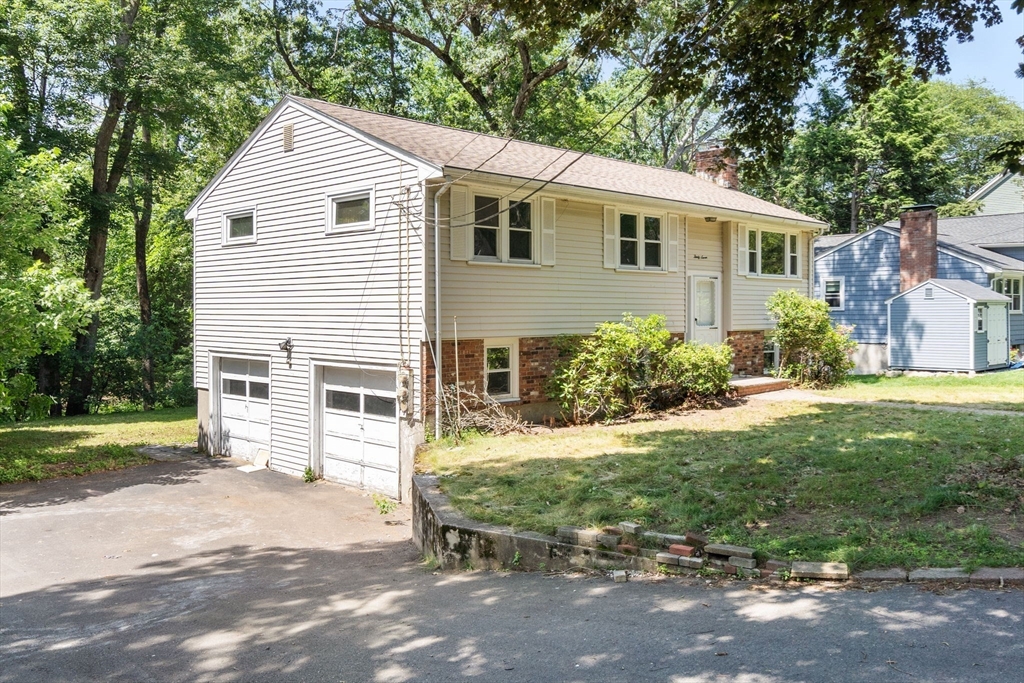37 Freemont St