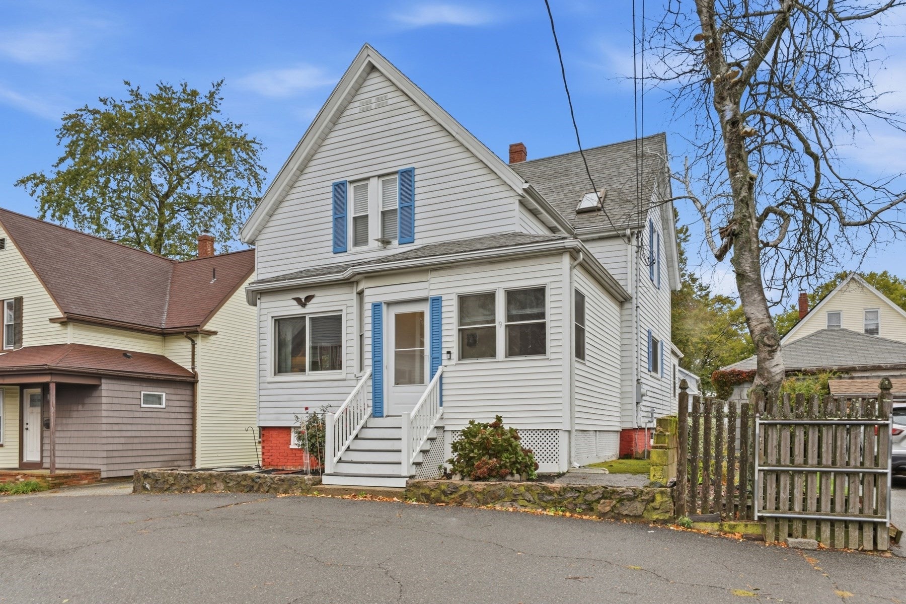 Photo of 9 Rust St, Lynn, MA