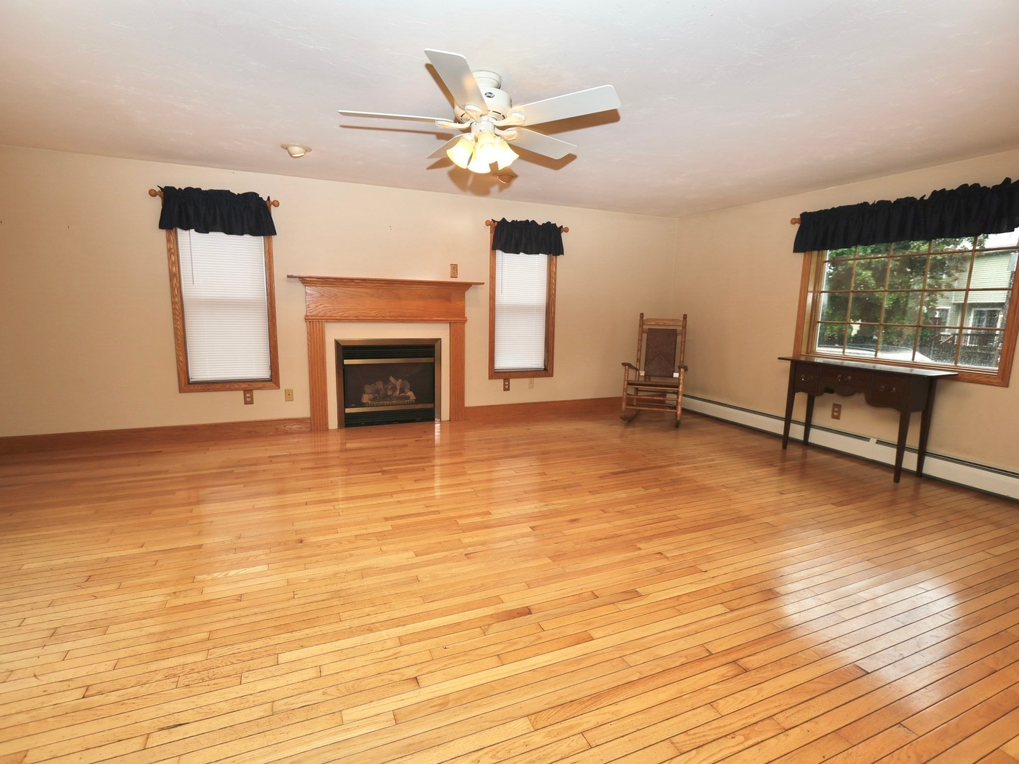 133 Whipple St, Worcester, MA, 133 Whipple St, Worcester, MA Photo #11