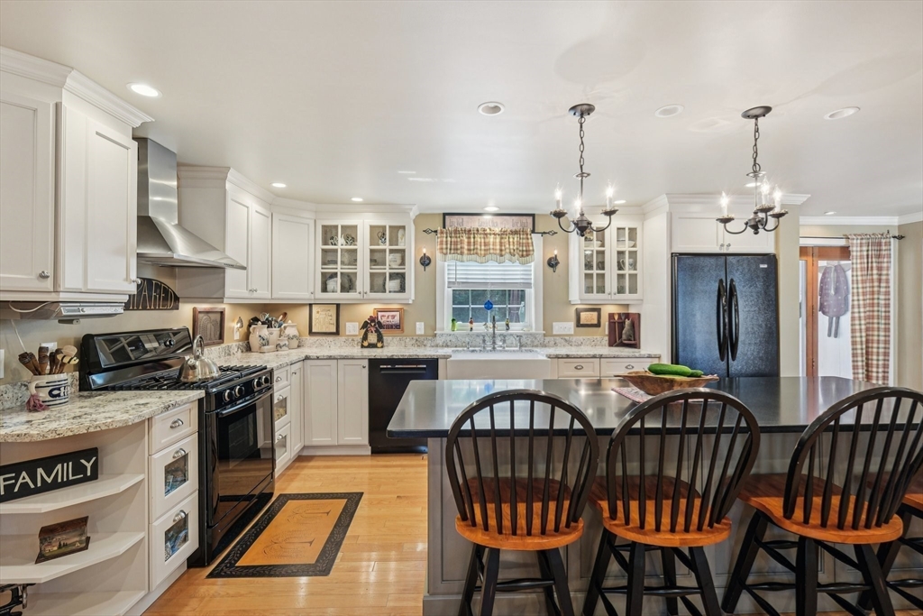 63 Hanscom Ave