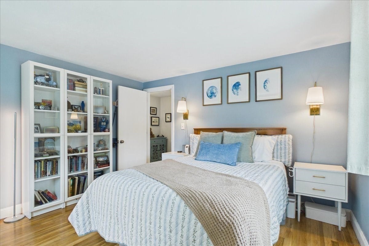 110 Hooper Rd #110, Dedham, MA Photo #19