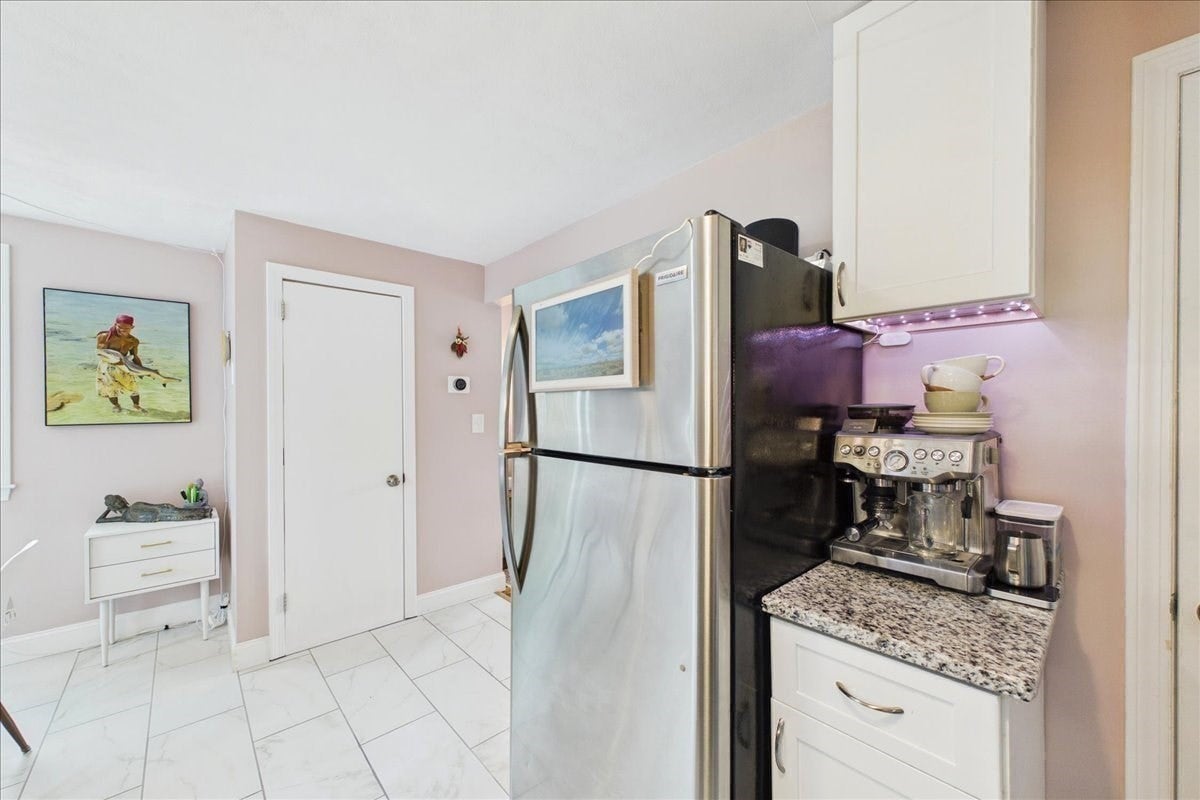 110 Hooper Rd #110, Dedham, MA Photo #11
