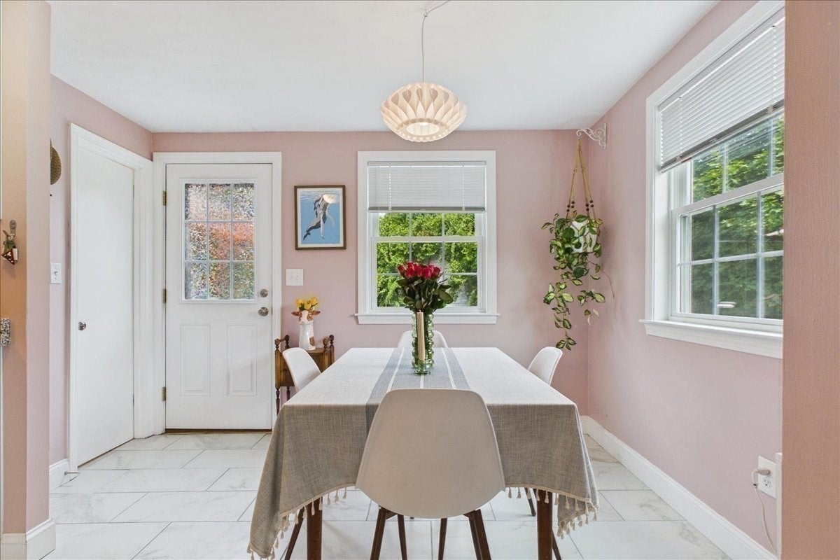 110 Hooper Rd #110, Dedham, MA Photo #6