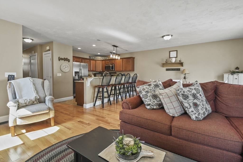 85 Maple Avenue B