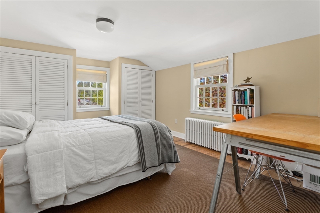 Reading, Massachusetts 01867, United States, 4 Bedrooms Bedrooms, ,3 BathroomsBathrooms,Residential,Pending,125871