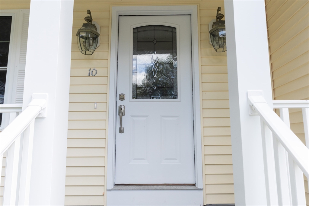 10 Old Millville Rd