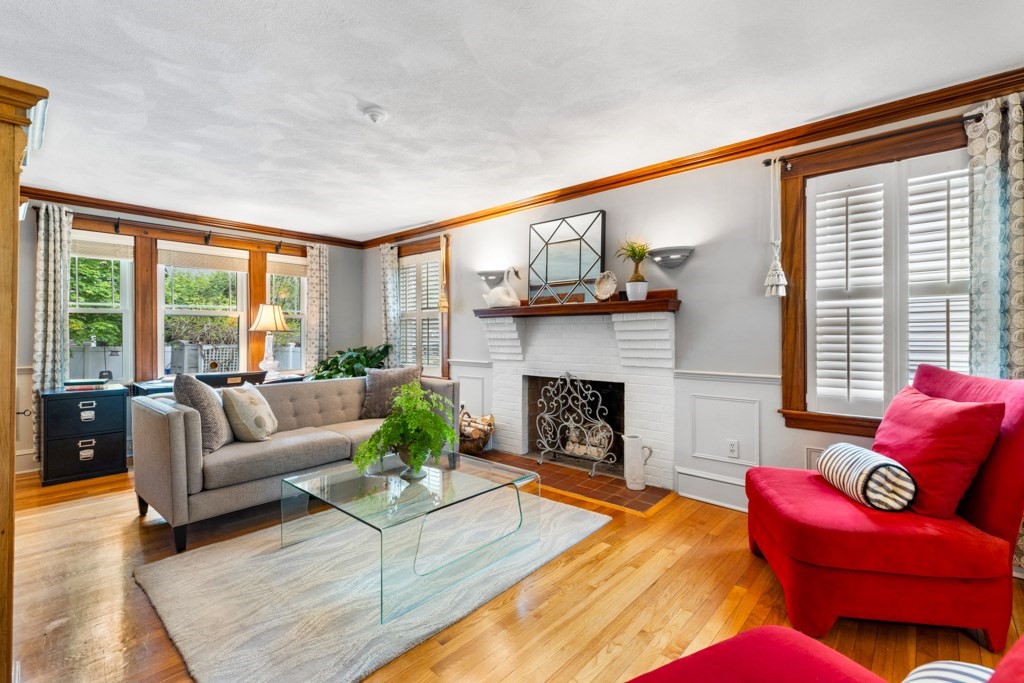 19 Beal Rd