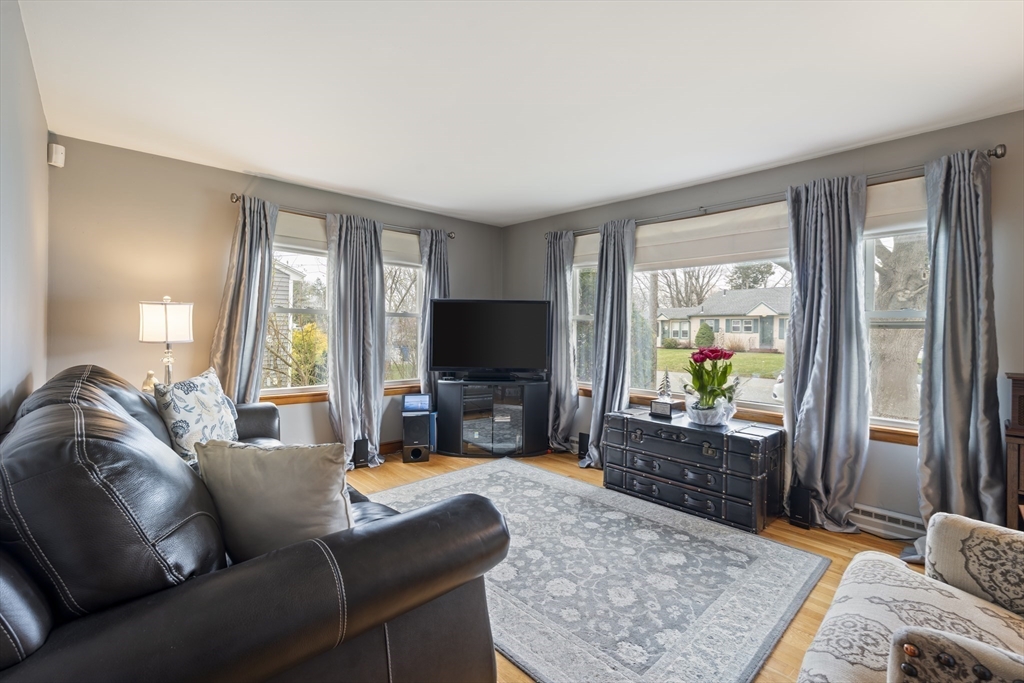 7 Westwood Terrace