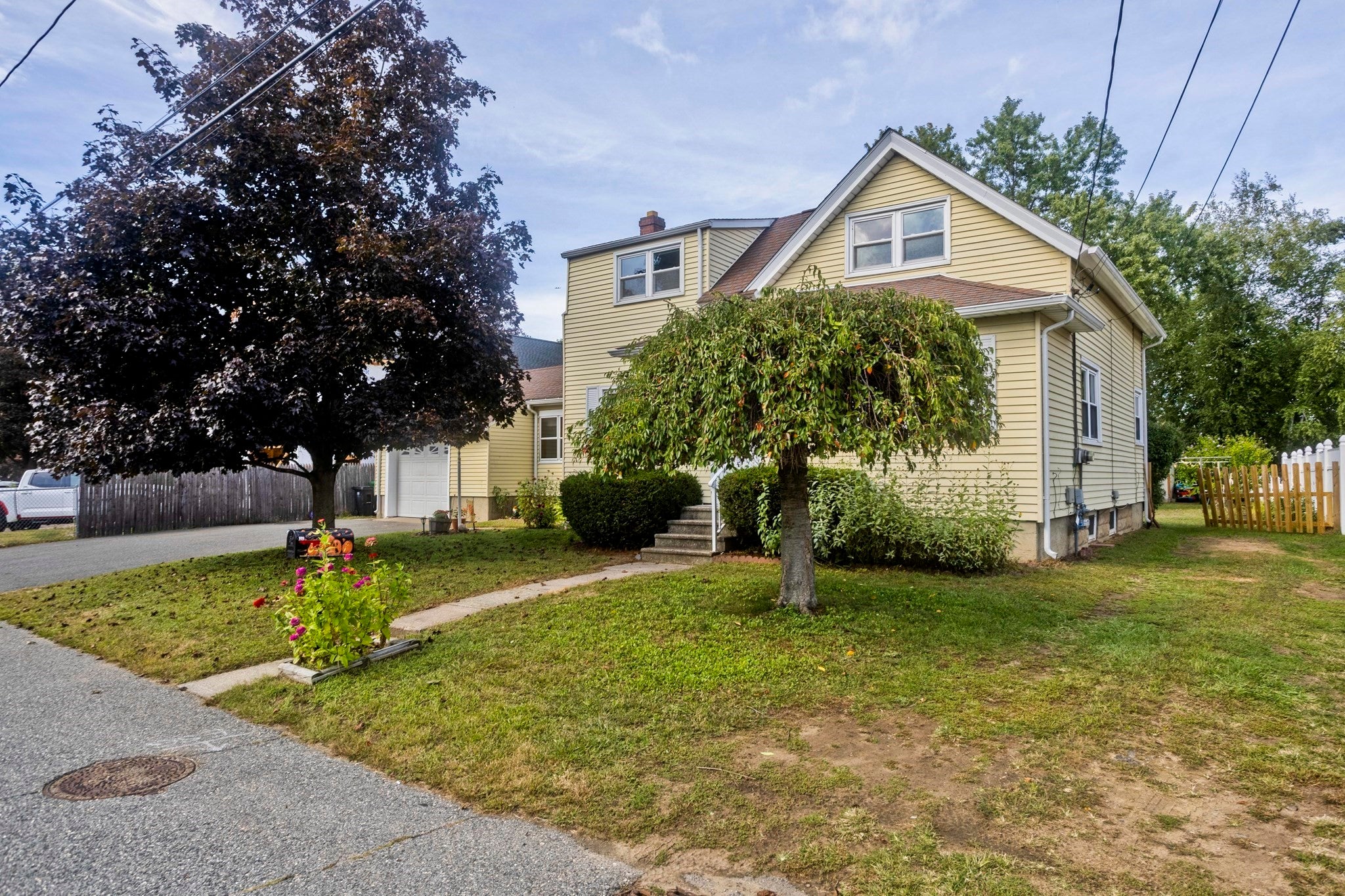 26 Beaudry Ave, Chicopee, MA, 26 Beaudry Ave, Chicopee, MA Photo #5