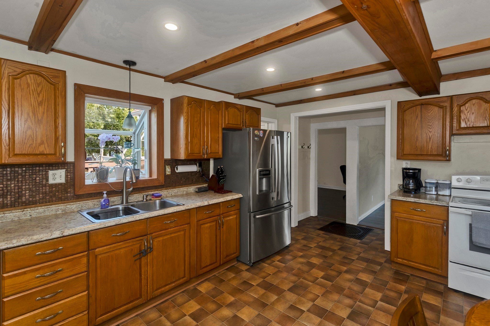 26 Beaudry Ave, Chicopee, MA, 26 Beaudry Ave, Chicopee, MA Photo #13
