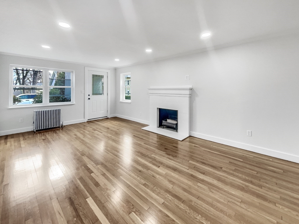 13 Victor Ave