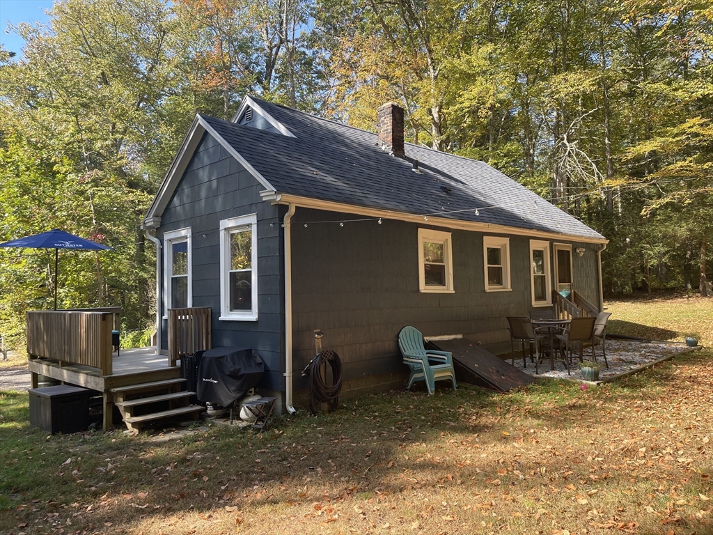 276 Amherst Rd
