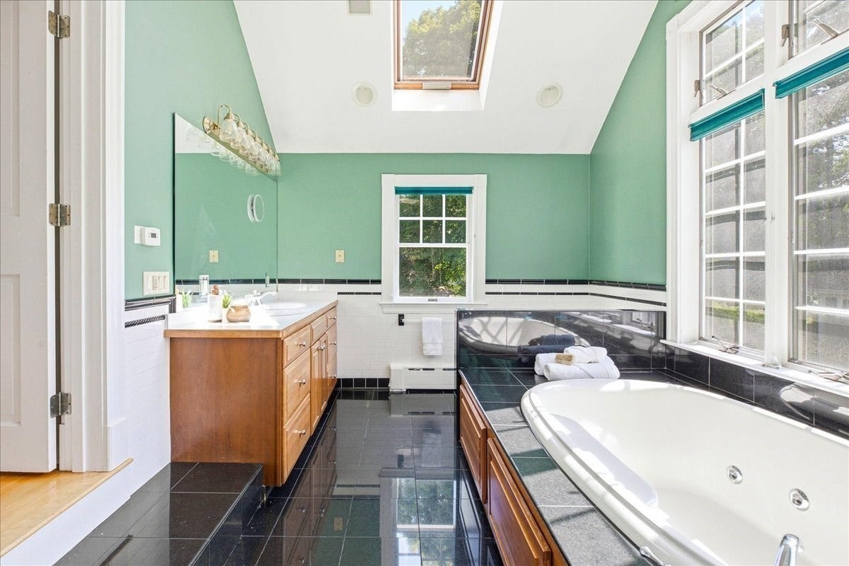 78 Washington Street, Hanover, MA Photo #31