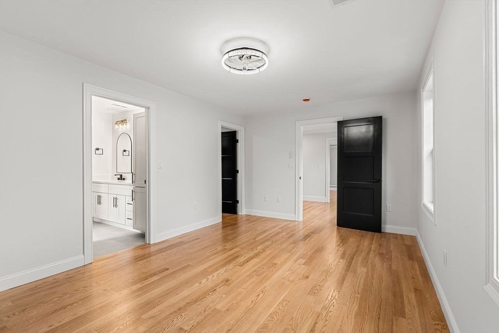 5 Four Acre Drive, Burlington, MA, 5 Four Acre Drive, Burlington, MA Photo #24
