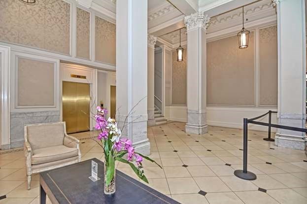 21 Beacon St 2J