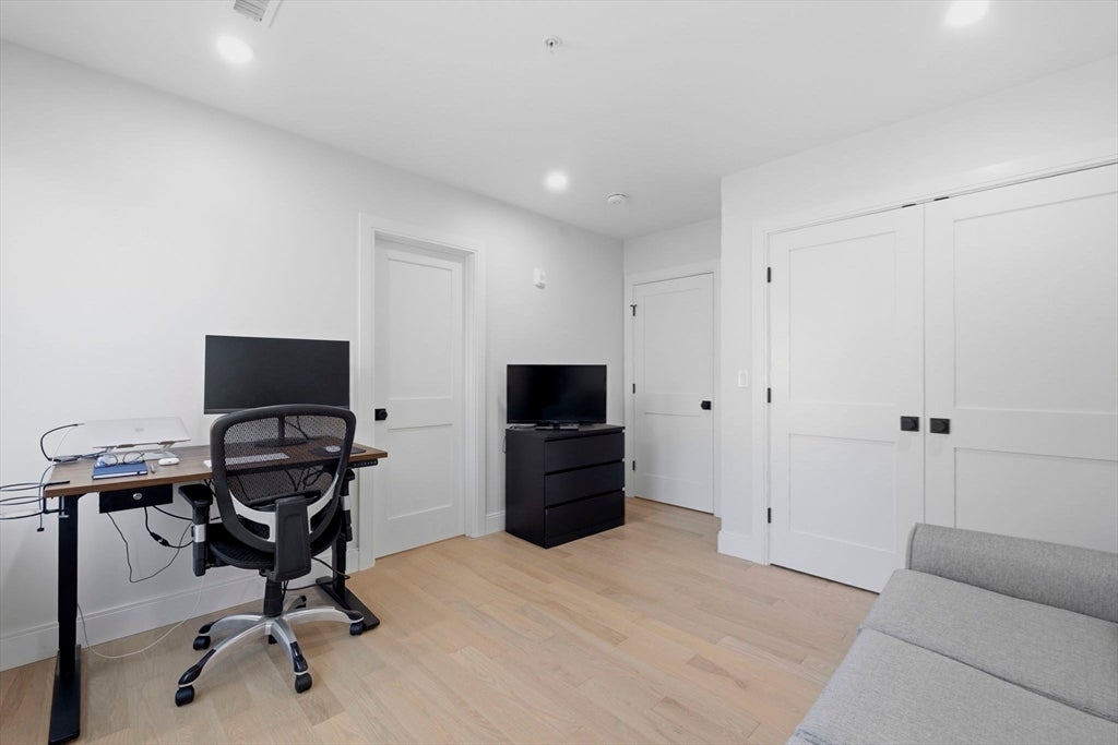 52 West Emerson St #6, Melrose, MA, 52 West Emerson St #6, Melrose, MA Photo #17