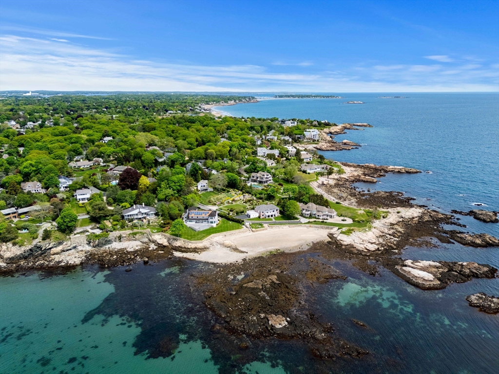 29 Galloupes Point Road
