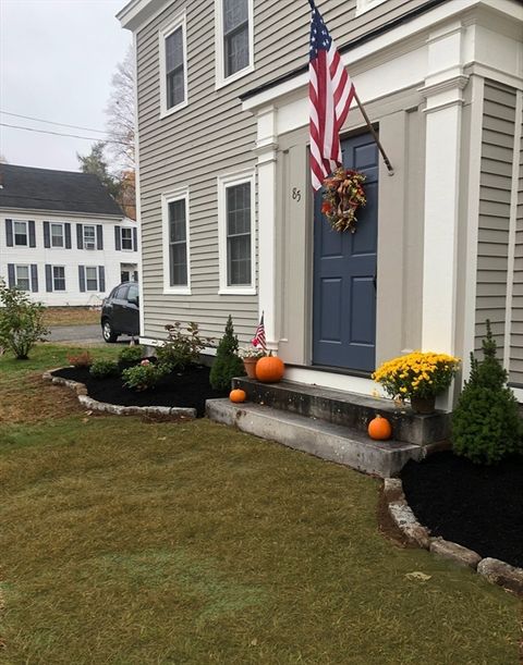 Photo of 85 W Main St, Georgetown, MA 01833 (MLS # 73489844)