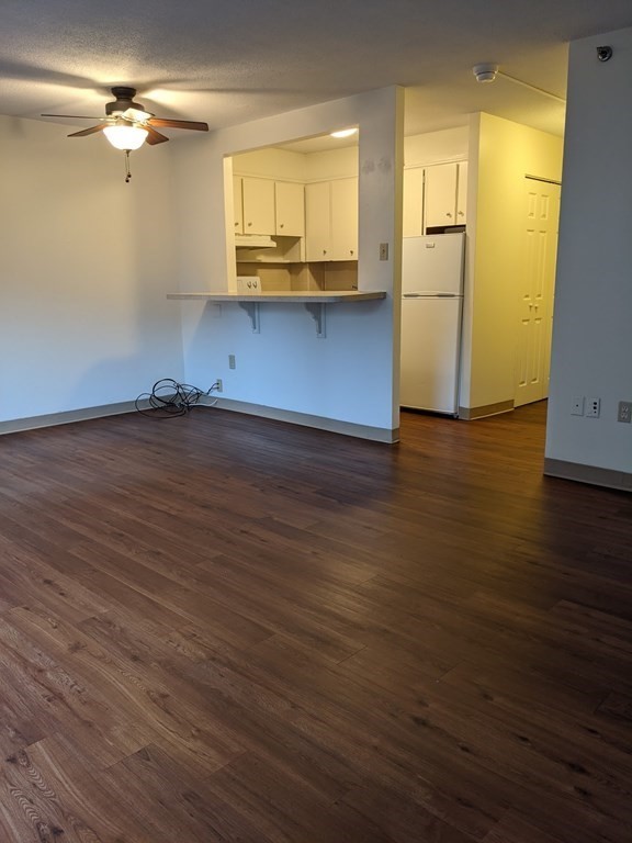 Click for 130 Bowdoin St #1203, Boston, MA slideshow