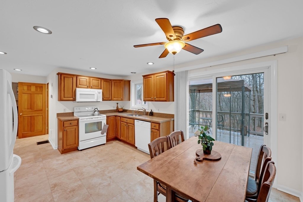 32 Sibley Rd