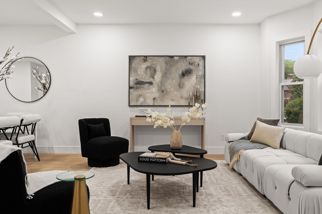 3 Regent Circle 1