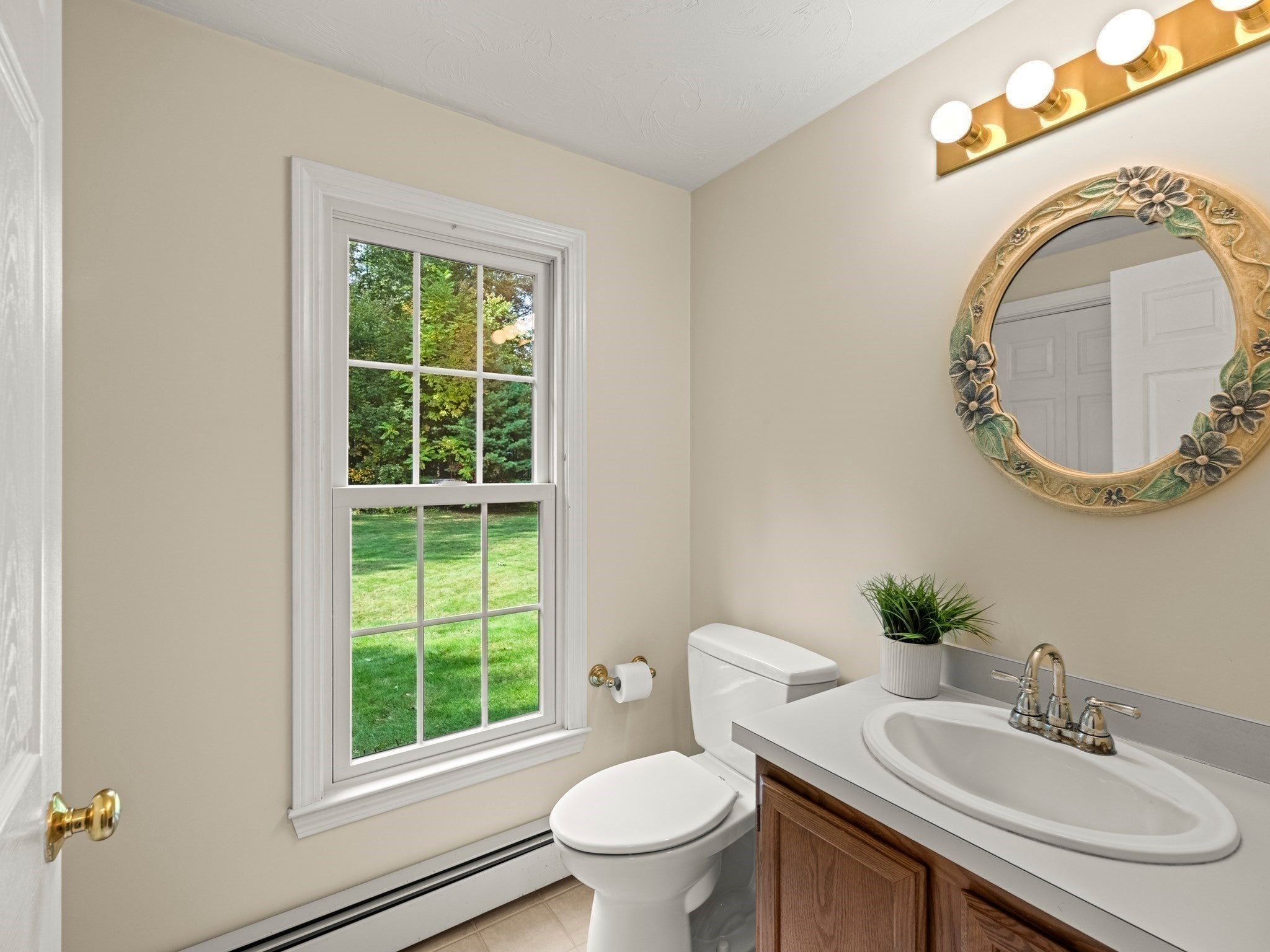159 Walnut St, Shrewsbury, MA Photo #18
