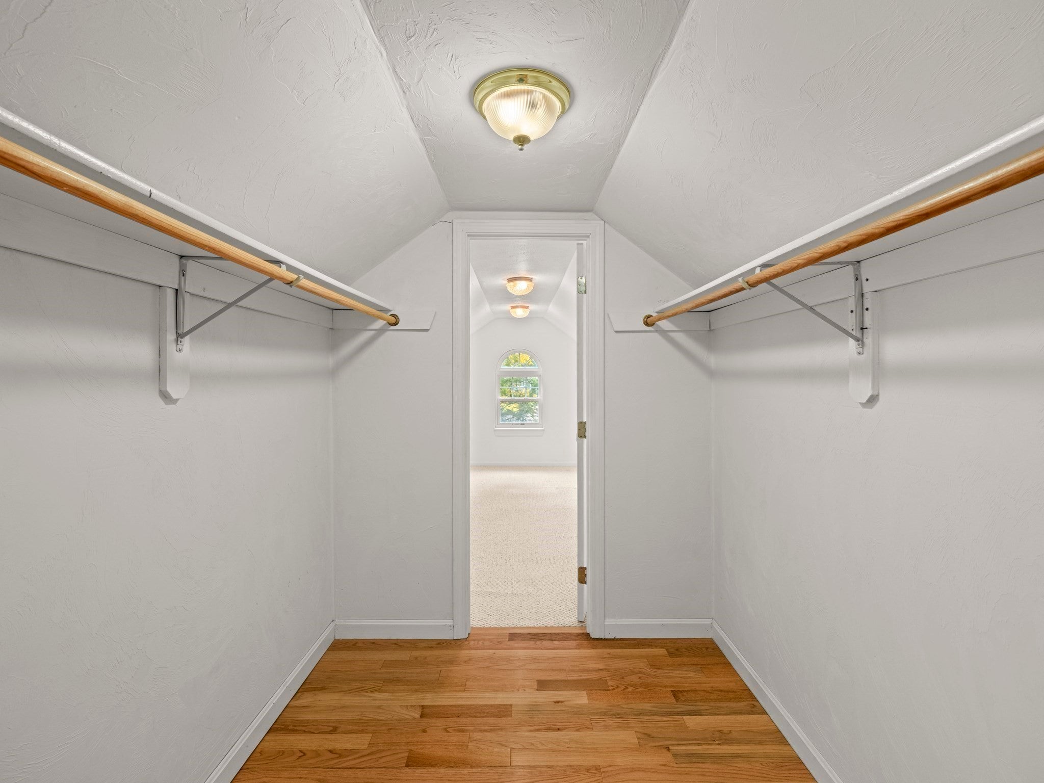 159 Walnut St, Shrewsbury, MA Photo #23