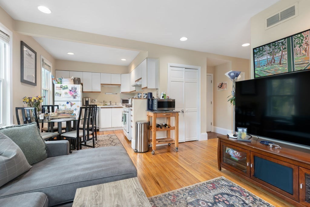 126 Browne St 2