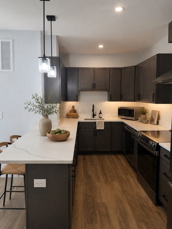 21 Summer Street 204